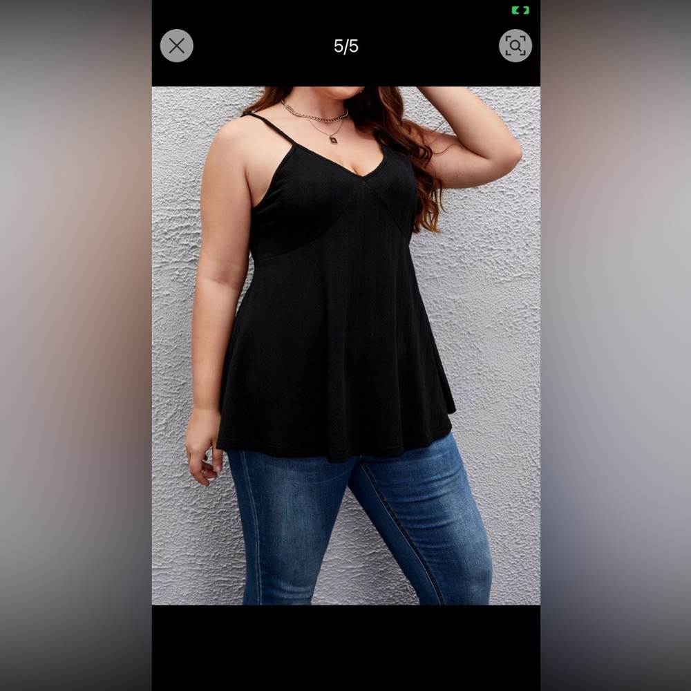 Black V-Neck Tank top with Asymmetrical Hem 1XL